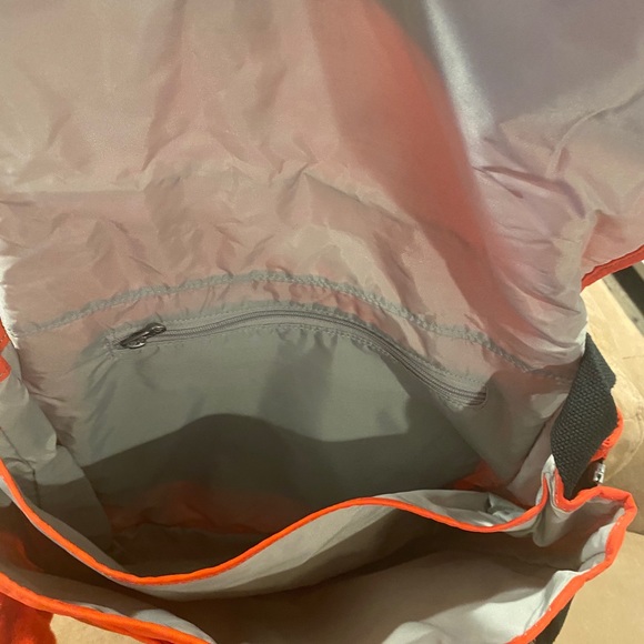 Authentic Kipling bag - Picture 2 of 4